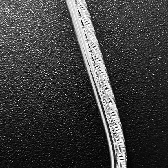 💖 Silver Unique Large Hoop Earrings NEW - Picture 4 of 5